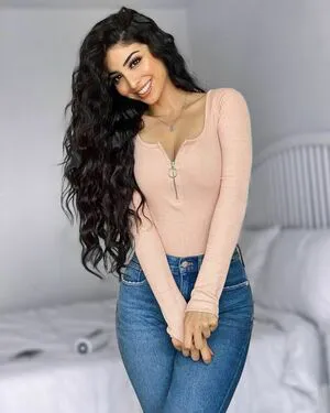 Elwa Saleh OnlyFans Leaked Free Thumbnail Picture - #8gfZnQ6biv