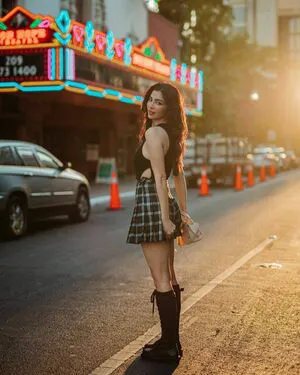 Elwa Saleh OnlyFans Leaked Free Thumbnail Picture - #Y99N68IHen