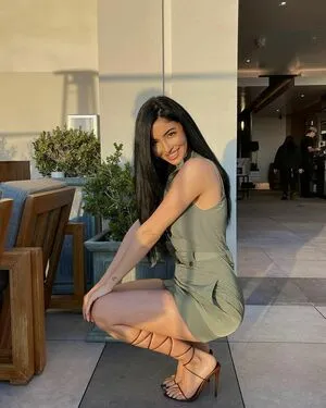 Elwa Saleh OnlyFans Leaked Free Thumbnail Picture - #dA2kgwW8lp