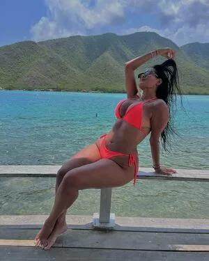 Elyanasantiago OnlyFans Leaked Free Thumbnail Picture - #SnrjNsMSIk