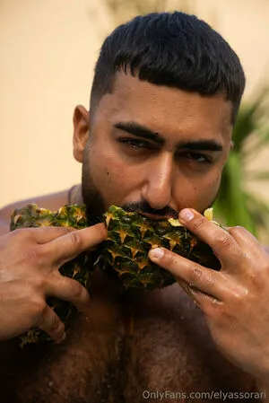 Elyassorari OnlyFans Leaked Free Thumbnail Picture - #MYaBRV1hkv