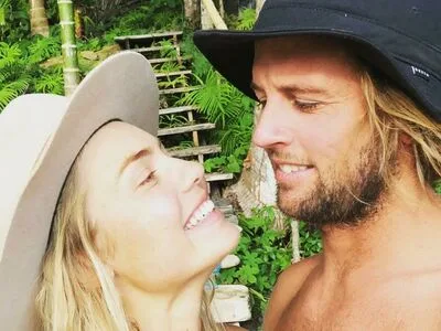 Elyse Knowles OnlyFans Leaked Free Thumbnail Picture - #4LIQmixnUZ