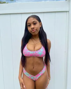 Elyse Rey OnlyFans Leaked Free Thumbnail Picture - #5HJV8gMnJF
