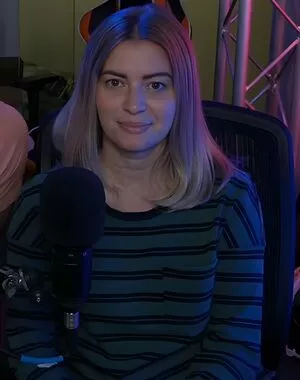 Elyse Willems OnlyFans Leaked Free Thumbnail Picture - #5GMKnsRWyA