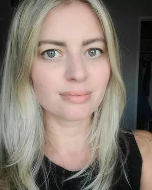 Elyse Willems OnlyFans Leaked Free Thumbnail Picture - #CcYkLTOoAL