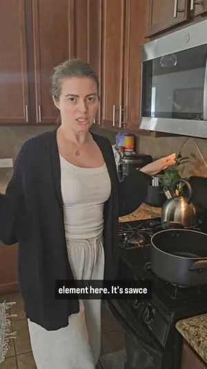 Elyse Willems OnlyFans Leaked Free Thumbnail Picture - #LnRSoIm815