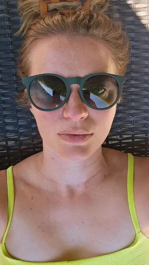 Elyse Willems OnlyFans Leaked Free Thumbnail Picture - #NVqlaEeKes