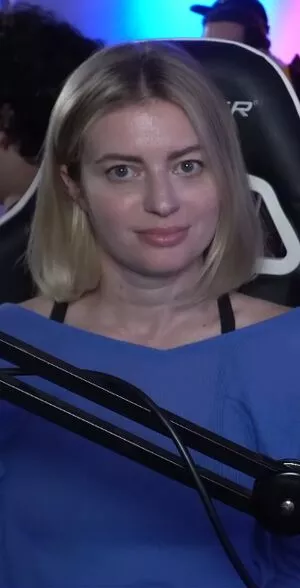 Elyse Willems OnlyFans Leaked Free Thumbnail Picture - #aC9sv8djrA