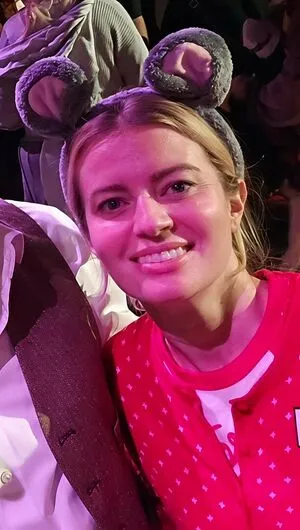 Elyse Willems OnlyFans Leaked Free Thumbnail Picture - #gOVRJPAKn8