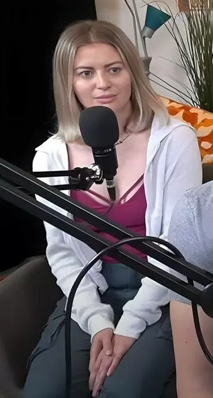 Elyse Willems OnlyFans Leaked Free Thumbnail Picture - #wKejxmy1PY