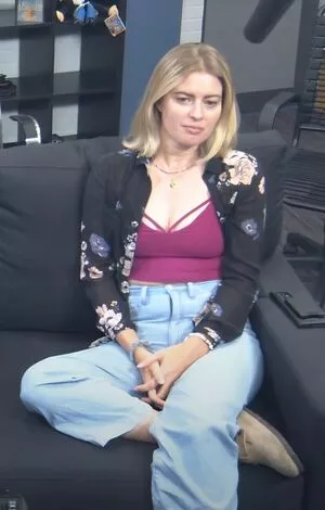 Elyse Willems OnlyFans Leaked Free Thumbnail Picture - #y20CTBMve3