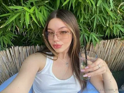 Em Mad OnlyFans Leaked Free Thumbnail Picture - #FGVb188nry
