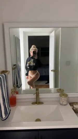 Em Marie3 OnlyFans Leaked Free Thumbnail Picture - #Pck3H1hdY7