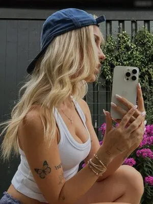 Ema Louise OnlyFans Leaked Free Thumbnail Picture - #GcOTghDbki