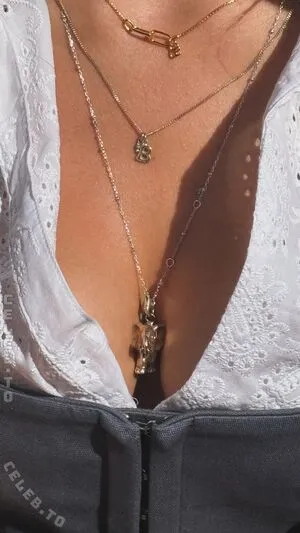 Ema Louise OnlyFans Leaked Free Thumbnail Picture - #QZHSodU4tB