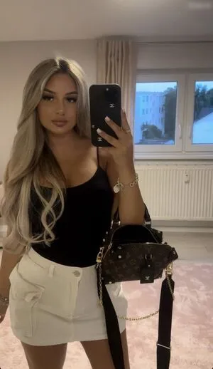 Ema Mic OnlyFans Leaked Free Thumbnail Picture - #tAexEpGwcU