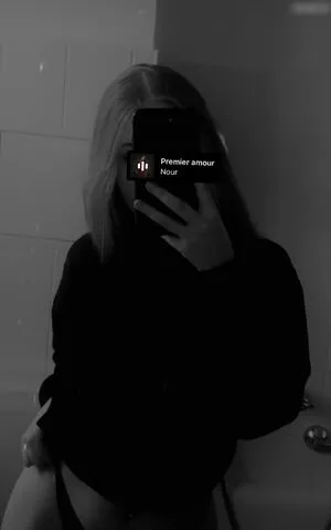 Emaazing OnlyFans Leaked Free Thumbnail Picture - #5KCmiQ4npq