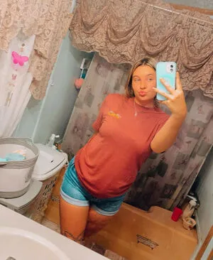 Emahliec01 OnlyFans Leaked Free Thumbnail Picture - #hcmEfZg73p