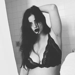Emalia Genie Safia OnlyFans Leaked Free Thumbnail Picture - #73PXIUB3HJ