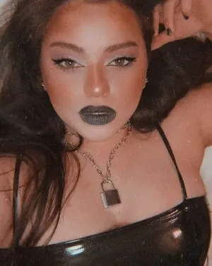 Emalia Genie Safia OnlyFans Leaked Free Thumbnail Picture - #Czz146SQKu