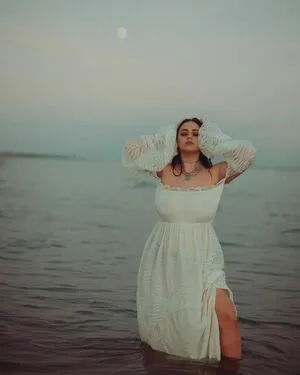 Emalia Genie Safia OnlyFans Leaked Free Thumbnail Picture - #ZaLNsiQj8D