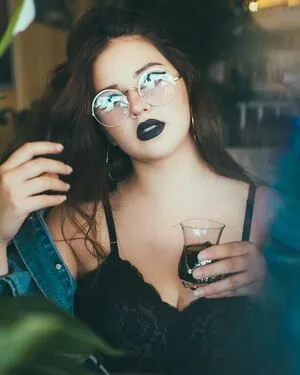 Emalia Genie Safia OnlyFans Leaked Free Thumbnail Picture - #yocZgdcBay