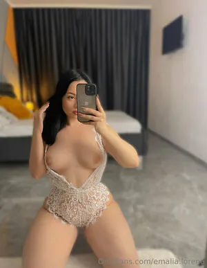 Emalia Lorena OnlyFans Leaked Free Thumbnail Picture - #tl9Lijdd4U