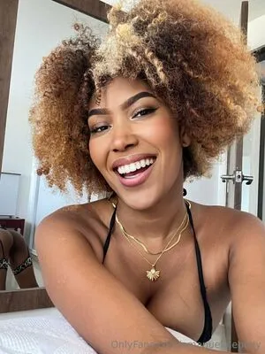 Emanuela Ebony OnlyFans Leaked Free Thumbnail Picture - #5zVcQRetmj