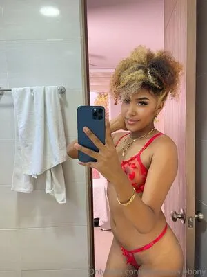 Emanuela Ebony OnlyFans Leaked Free Thumbnail Picture - #8htnxqVqQ2