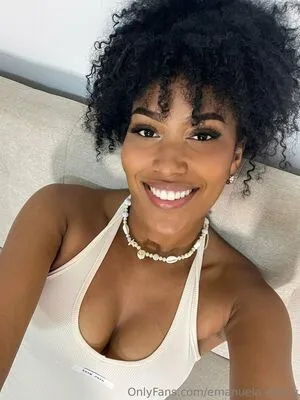 Emanuela Ebony OnlyFans Leaked Free Thumbnail Picture - #I5Srhz7wd5