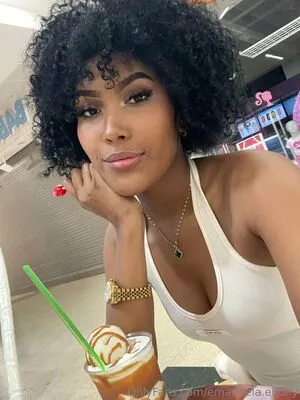 Emanuela Ebony OnlyFans Leaked Free Thumbnail Picture - #Vrb87DinM4