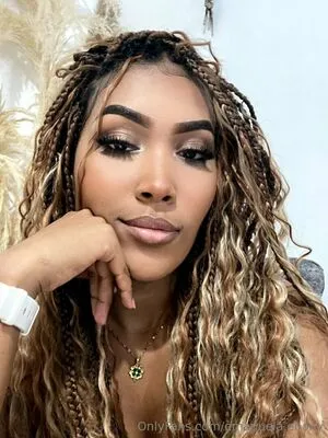Emanuela Ebony OnlyFans Leaked Free Thumbnail Picture - #Y21nplG3uY