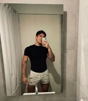 Emanuelfxx OnlyFans Leaked Free Thumbnail Picture - #pyAvm1Twt1