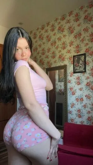 Emanuellemndss OnlyFans Leaked Free Thumbnail Picture - #Afhyb7GqTO