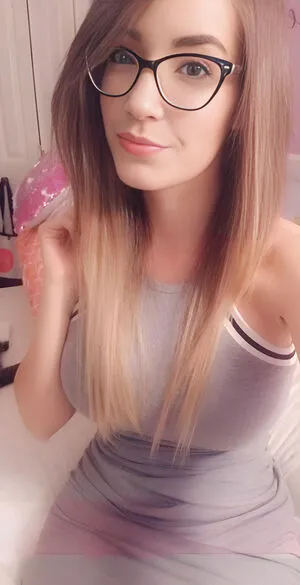 Ember Aura OnlyFans Leaked Free Thumbnail Picture - #jTRav8Rrzg