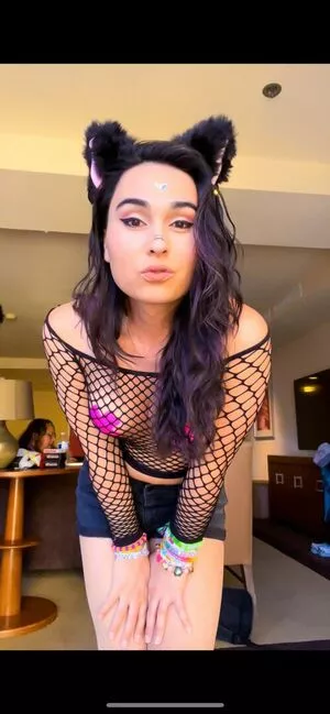 Ember Fiera OnlyFans Leaked Free Thumbnail Picture - #RNdxboOKIV