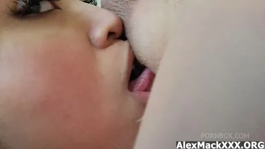 Ember Snow OnlyFans Leaked Free Thumbnail Picture - #VIU6Z0vrU0