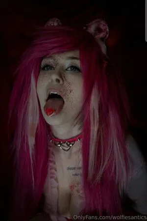 Ember Wolf OnlyFans Leaked Free Thumbnail Picture - #7BqGaphs43