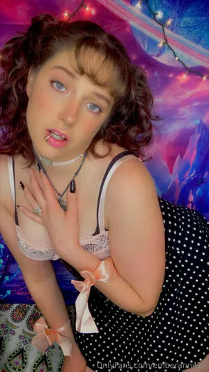 Emberann420 OnlyFans Leaked Free Thumbnail Picture - #PPCFm5GHiy