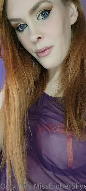 Emberskyefree OnlyFans Leaked Free Thumbnail Picture - #AoqLTDxi4b