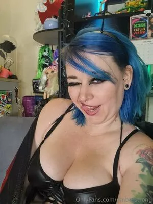 Emberstrong OnlyFans Leaked Free Thumbnail Picture - #MzDi15GRbY