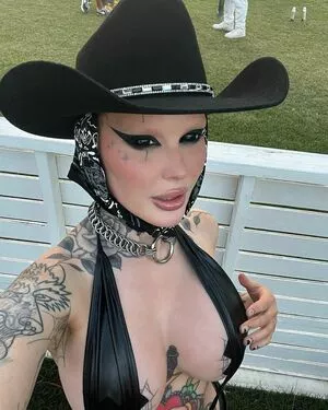 Embodoe OnlyFans Leaked Free Thumbnail Picture - #0H59YKhyU9
