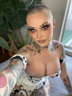 Embodoe OnlyFans Leaked Free Thumbnail Picture - #X9p1fqAOWw