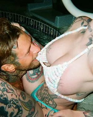 Embodoe OnlyFans Leaked Free Thumbnail Picture - #qwOJL82Nbi