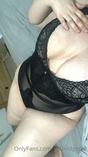 Embridget98 OnlyFans Leaked Free Thumbnail Picture - #u6T0lfzaSp