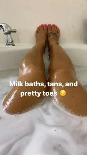 Emelh827 OnlyFans Leaked Free Thumbnail Picture - #imZ0YZPDcG