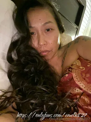 Emelh827 OnlyFans Leaked Free Thumbnail Picture - #x7AcfmSxMM