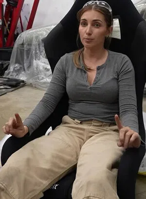 Emelia Hartford OnlyFans Leaked Free Thumbnail Picture - #mx2CWKDmN0