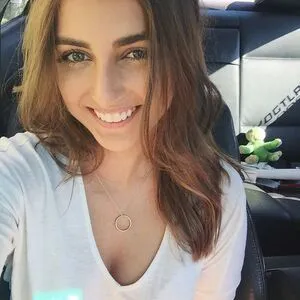 Emelia Hartford OnlyFans Leaked Free Thumbnail Picture - #xDoKJvx8f6