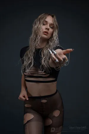 Emely Src OnlyFans Leaked Free Thumbnail Picture - #0psPHIxeWr